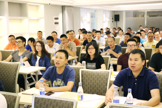 ���N���Ƴ���V8�A��ϵ�y(t��ng)�ߡ����ʺ����ˡ����ӕ��A�M���_