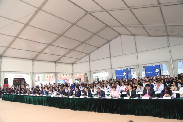 ��31���ղ���(hu��)�_(k��i)Ļ����ɽ����۽����M(f��i)����(j��)����(qi��ng)�߶��Ј�(ch��ng)