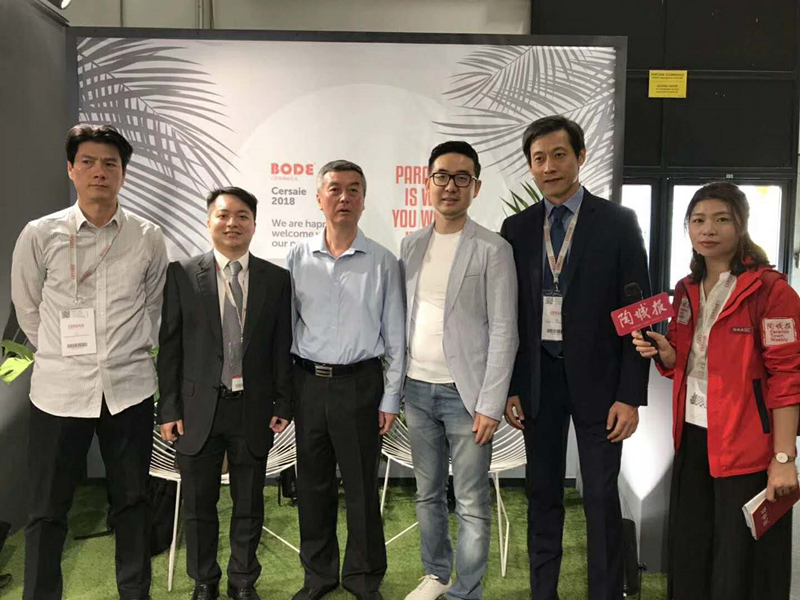 6博德在博洛尼亞現(xiàn)場(chǎng) _副本.jpg