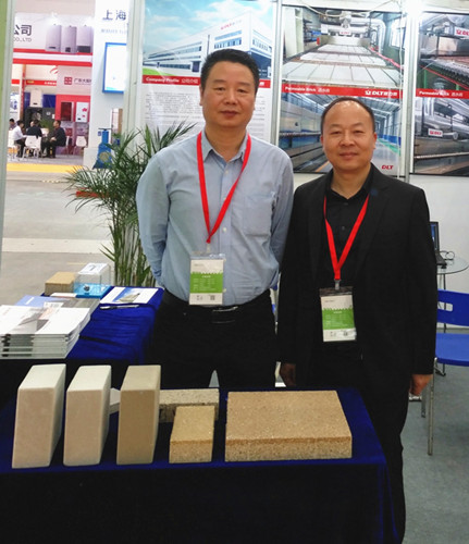 ����̩�y��ĭ�մɺ�͸ˮ�u���g(sh��)�����������H��(hu��)չ