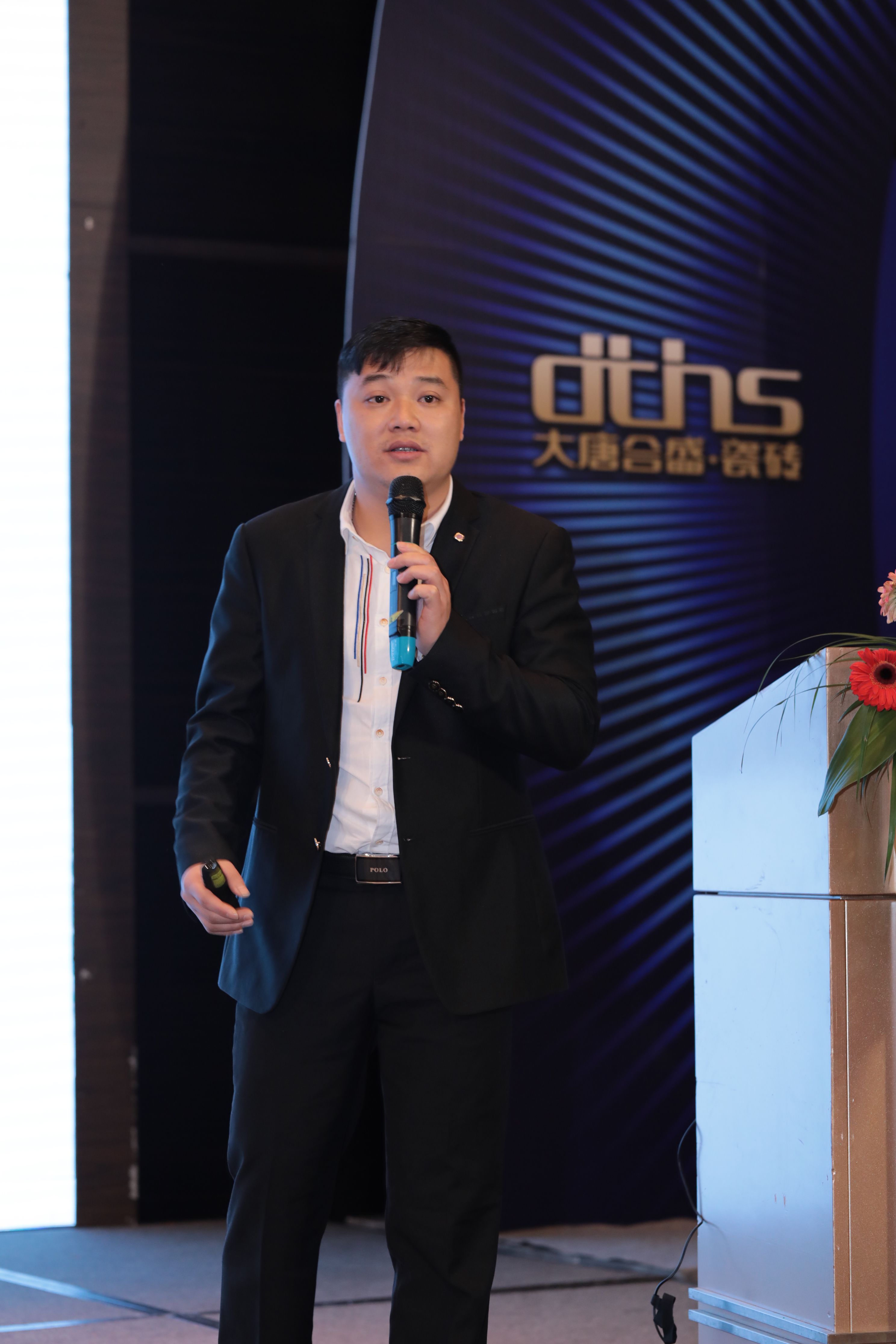 8 ����������I�N���Ŀ�������¡������현�ͻ�� ������܇�����}���v.jpg