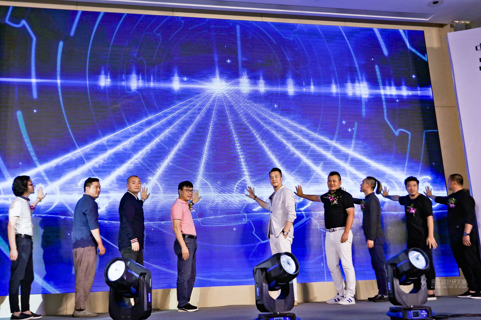 3 科技感十足的啟動儀式.jpg